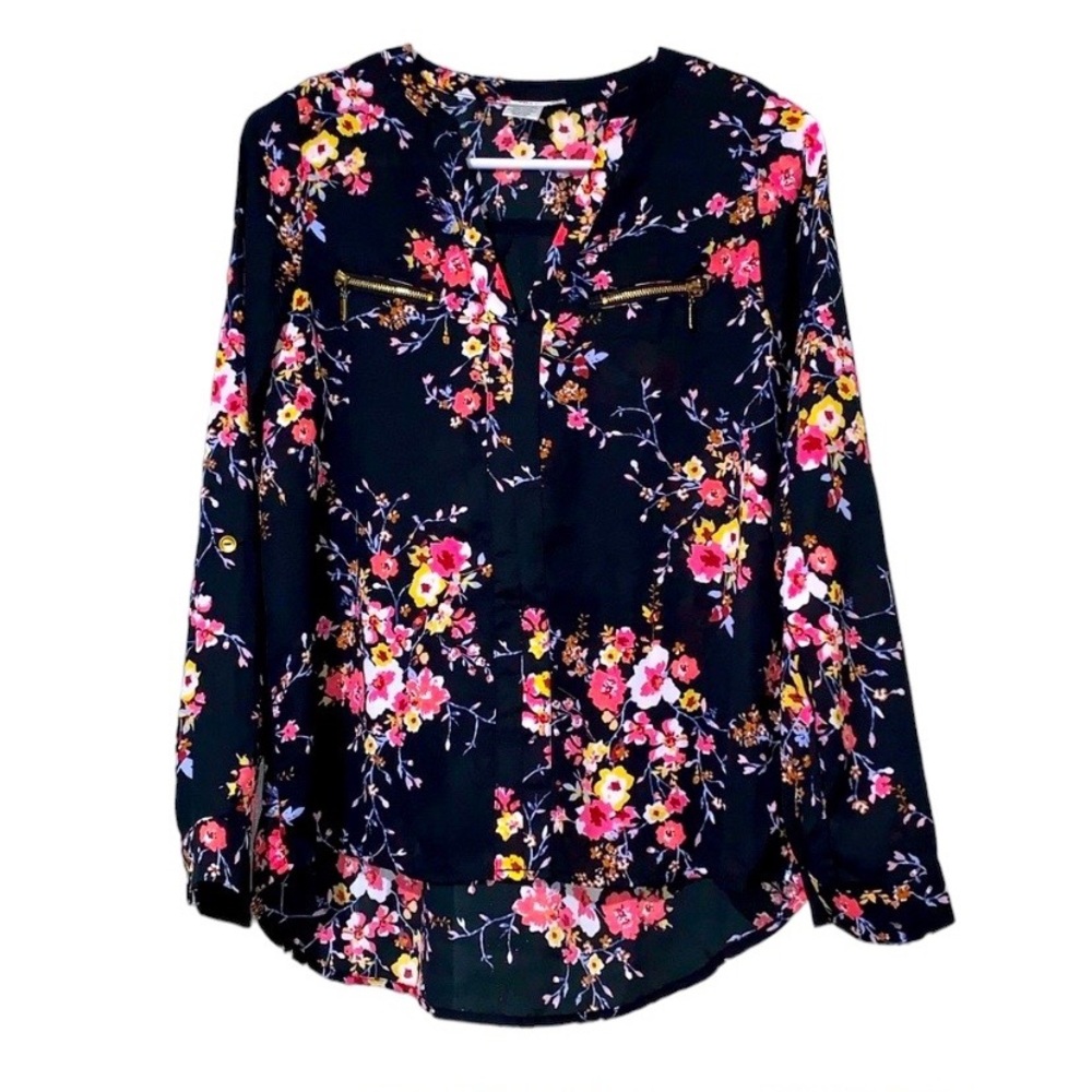 Persaya Long sleeve floral blouse